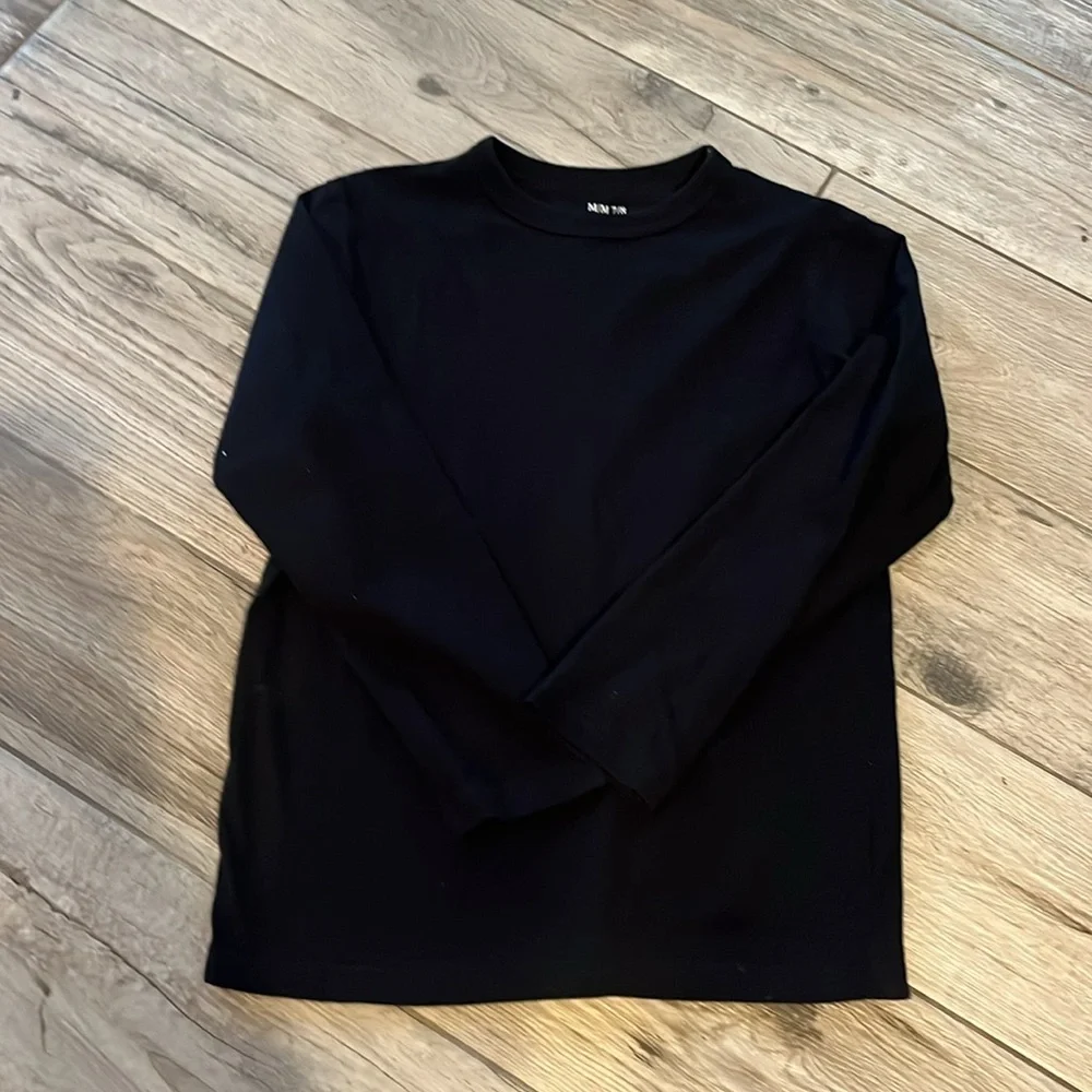 EUC bundle of 2 The Children’s Place long sleeve t shirts. Sz 7/8